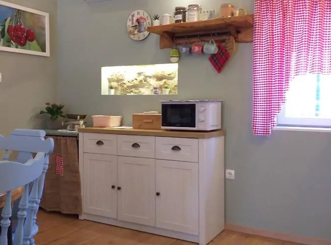 Vakantiehuis Kulak Konjevrate